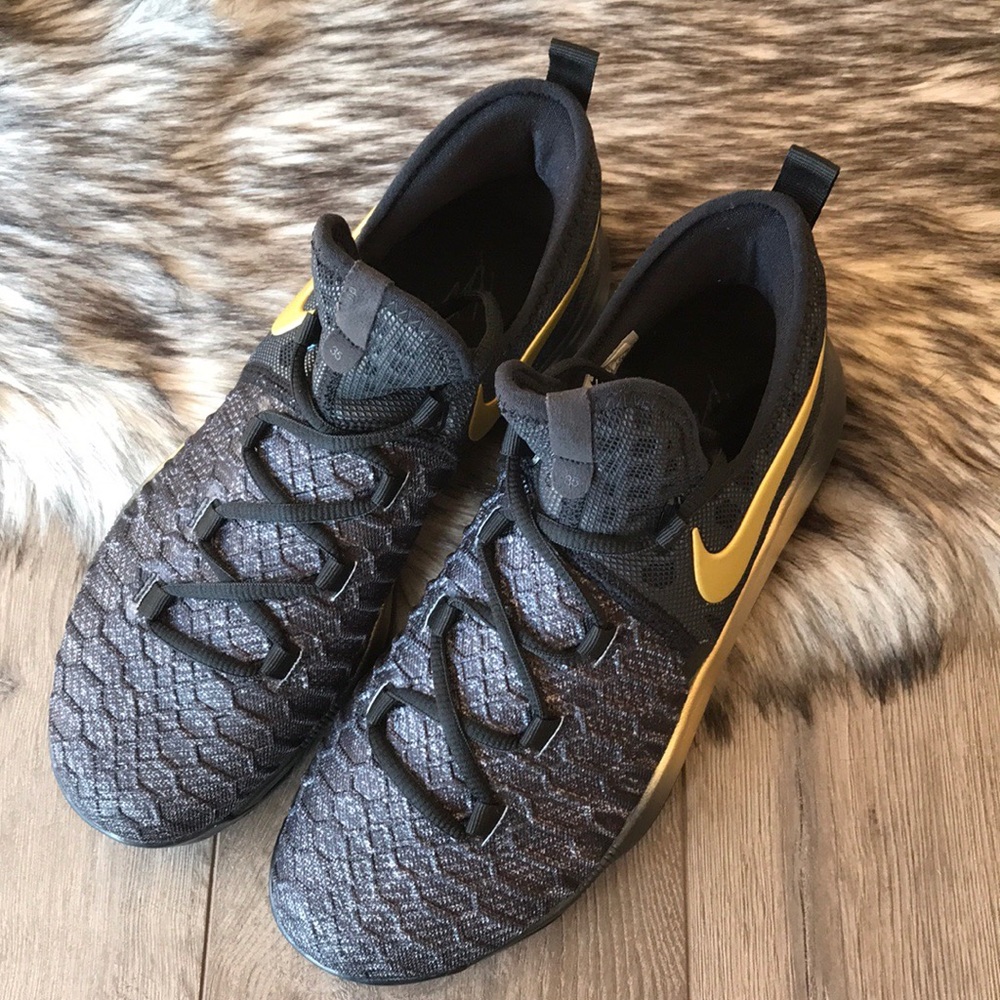 NWT Nike Kevin Durant Black/Gold - Picture 4 of 7